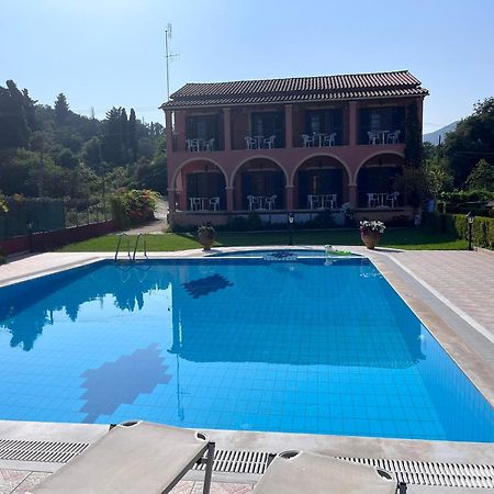 Gregory-Vassilis Apartments Dassia  Ngoại thất bức ảnh