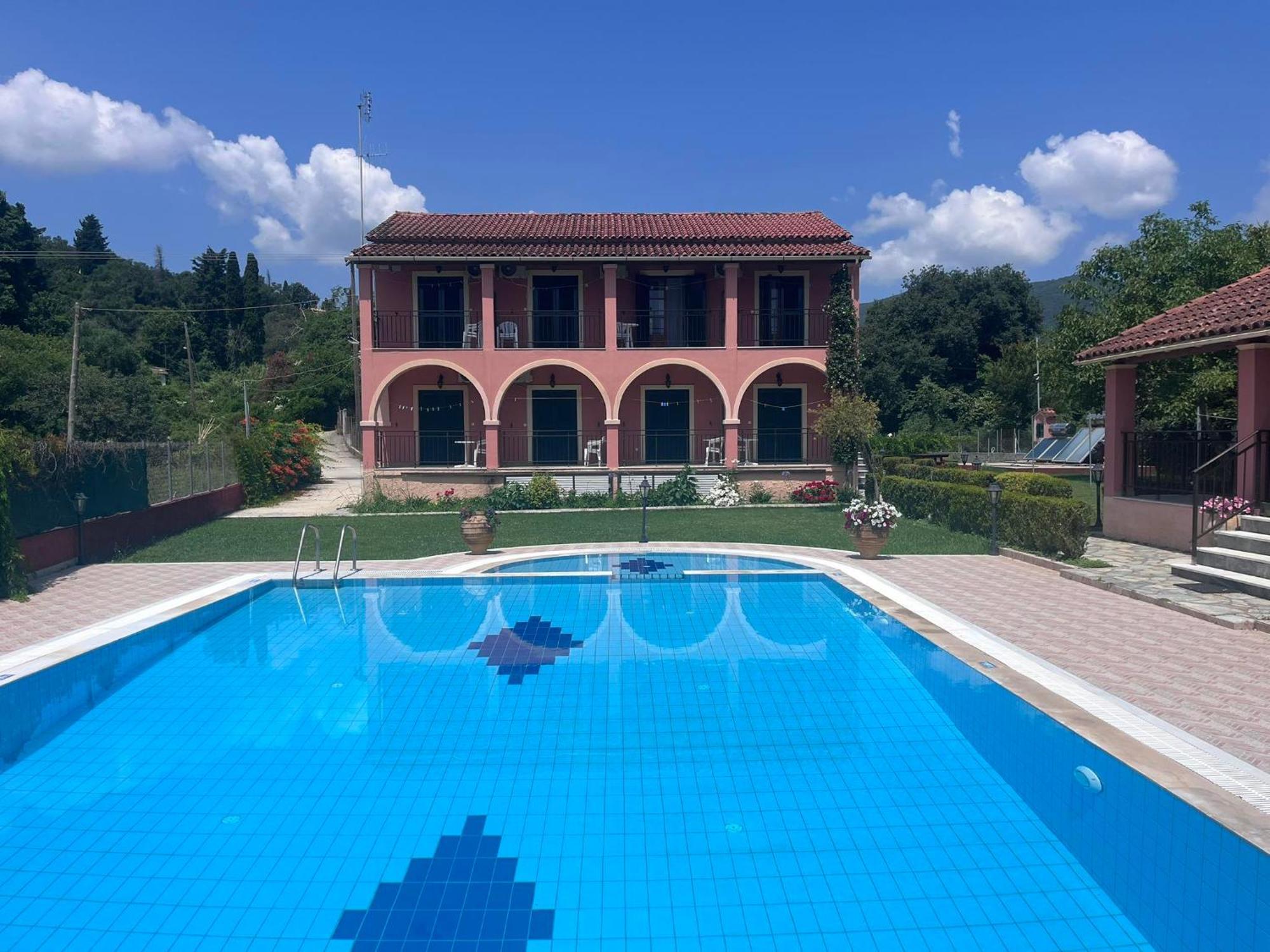 Gregory-Vassilis Apartments Dassia  Ngoại thất bức ảnh