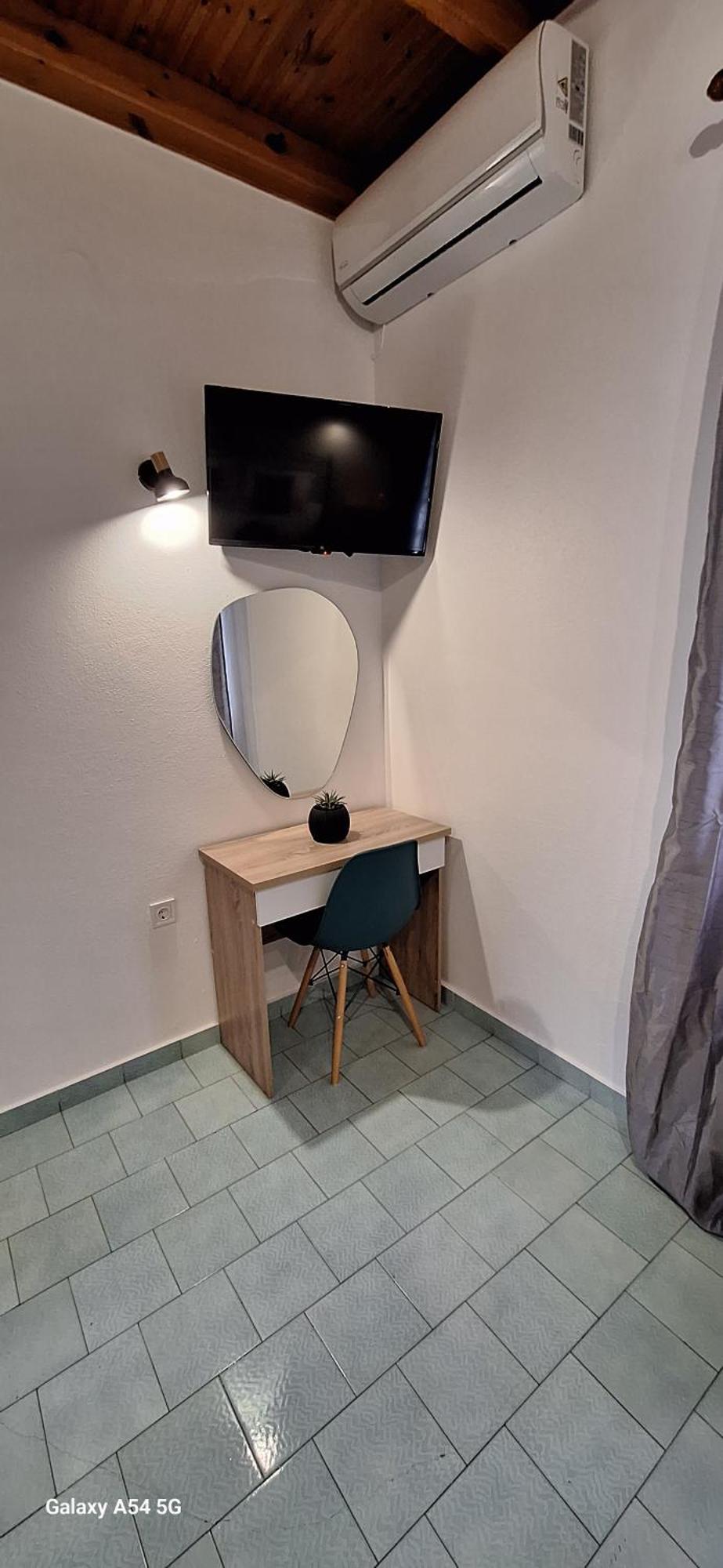 Gregory-Vassilis Apartments Dassia  Ngoại thất bức ảnh