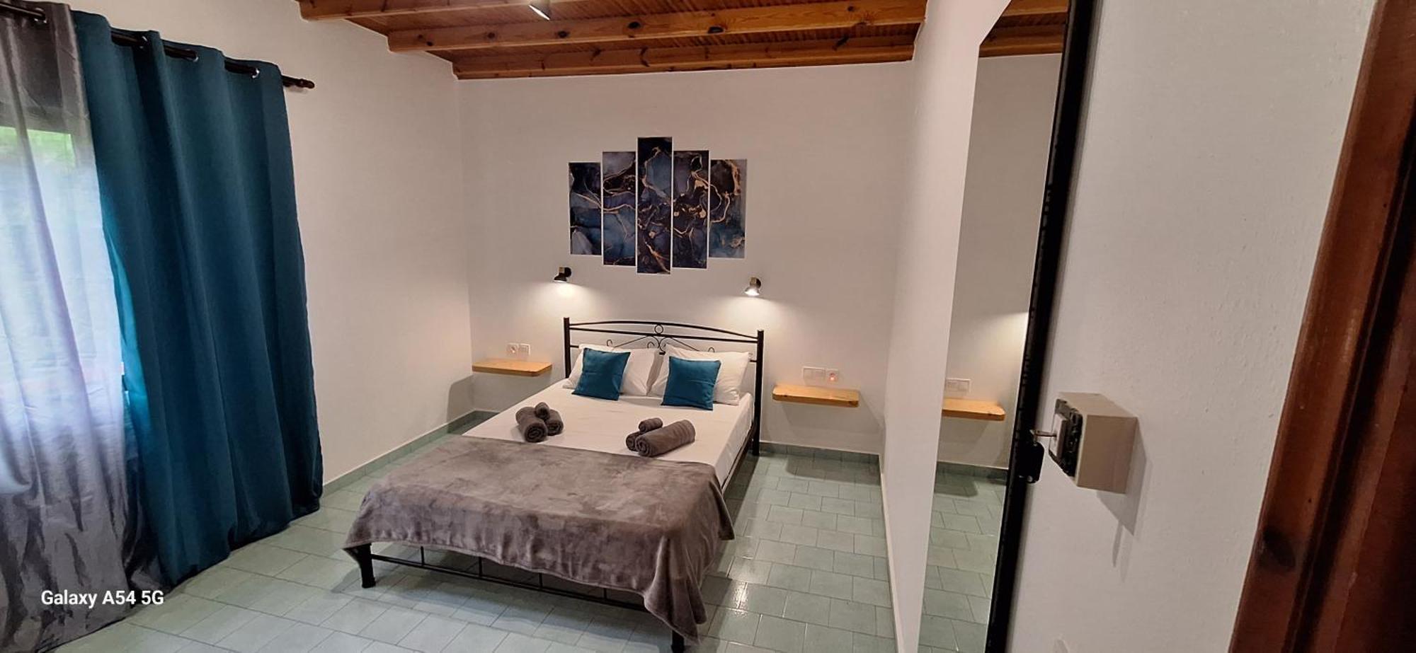 Gregory-Vassilis Apartments Dassia  Ngoại thất bức ảnh
