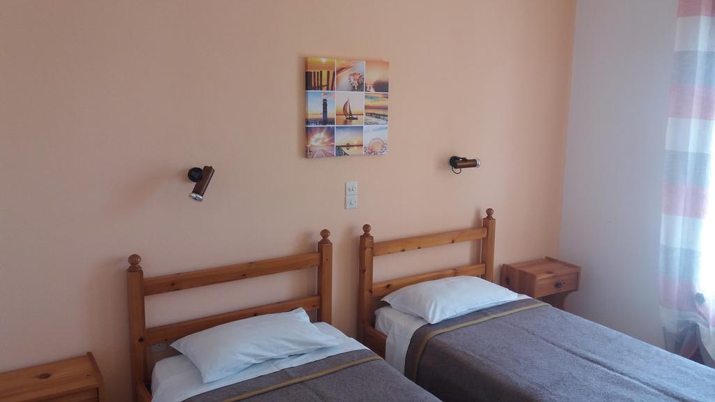 Gregory-Vassilis Apartments Dassia  Ngoại thất bức ảnh